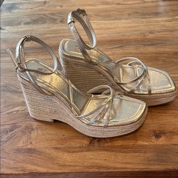Zara Silver Strappy Wedge Sandals - Picture 2 of 5